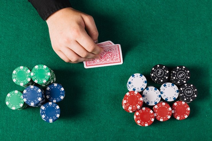 Bagan tingkat loyalitas nioh menampilkan manfaat progresif dari Member hingga Diamond